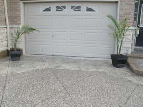 Aggregate driveway with Border Hamilton ON